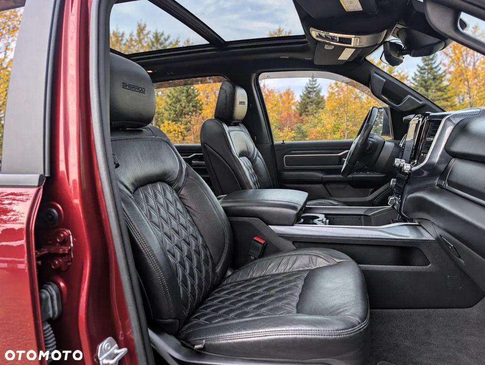 RAM 1500 Crew Cab Shortbed Bighorn - 22