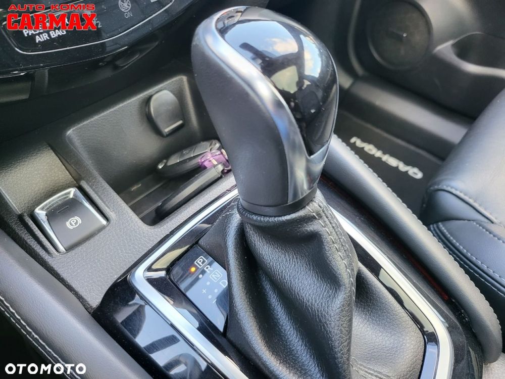 Nissan Qashqai 1.2 DIG-T Xtronic TEKNA+ - 25