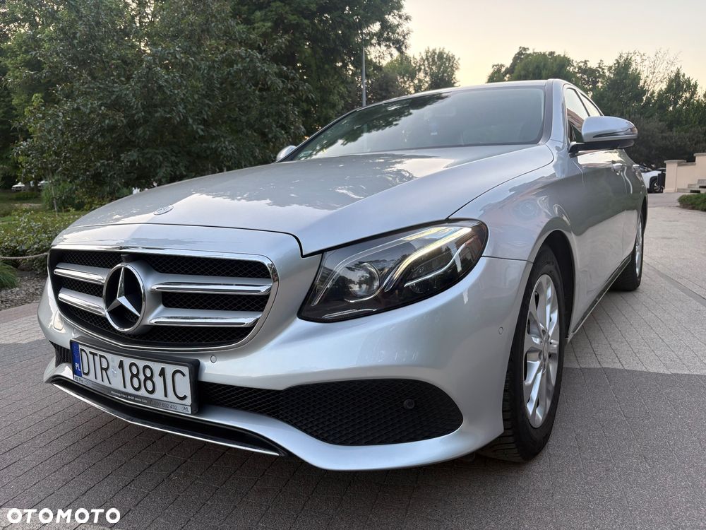 Mercedes-Benz Klasa E 220 d 9G-TRONIC - 12
