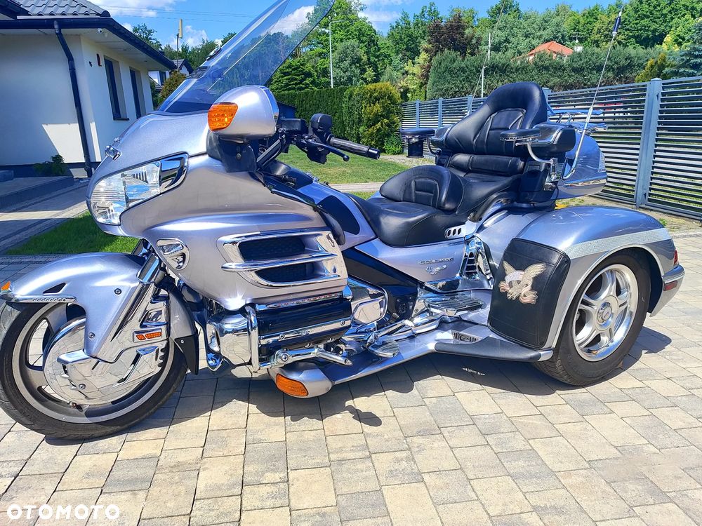 Honda GL - 11