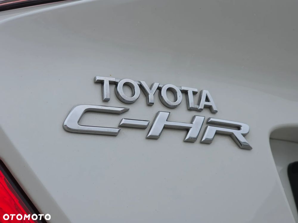 Toyota C-HR Lounge - 37
