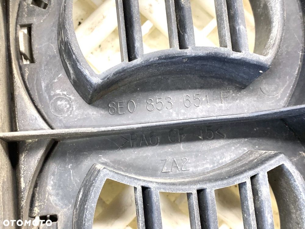 ATRAPA GRILL  AUDI A4 B6 (8E2) 2000 - 2005 1.9 TDI 96 kW [130 KM] olej napędowy 2000 - 2004 - 3