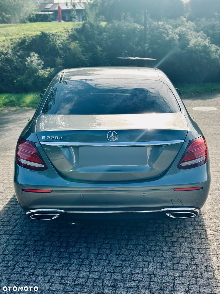 Mercedes-Benz Klasa E 220 d 9G-TRONIC - 6