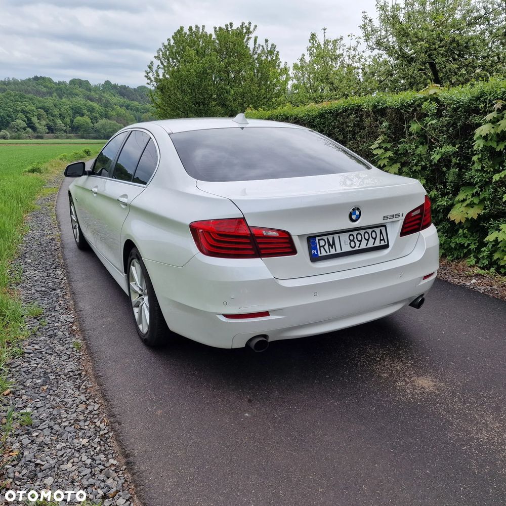 BMW Seria 5 535i Sport-Aut Luxury Line - 8