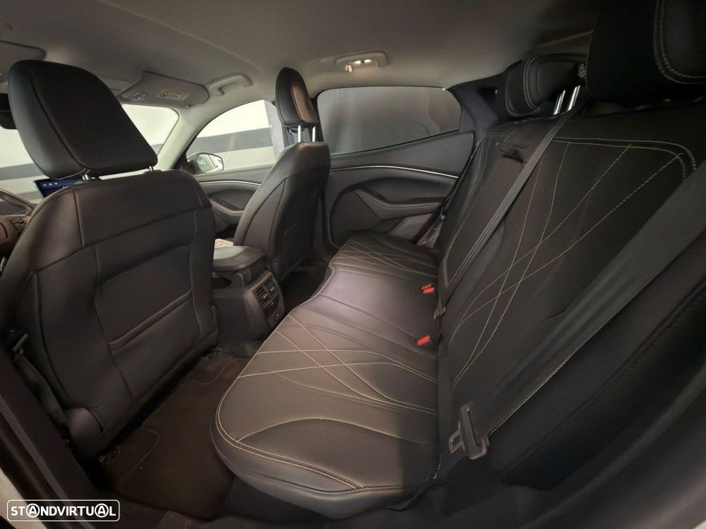 Ford Mustang Mach-E 75.7 kWh Base - 5