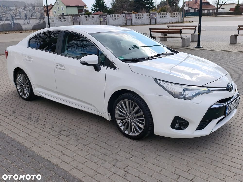 Toyota Avensis 1.8 Prestige - 12