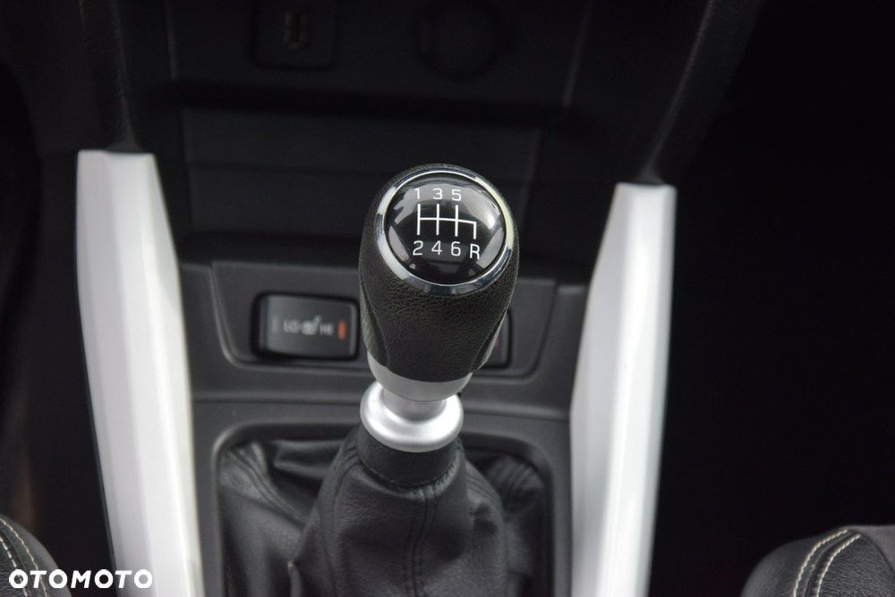 Suzuki Vitara 1.6 DDiS (4x4) Allgrip Comfort - 34