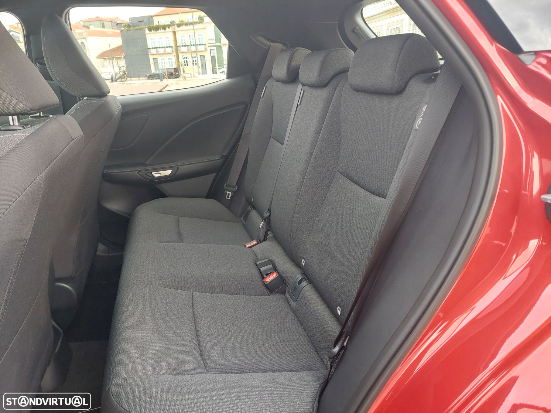 Lexus LBX Standard - 12