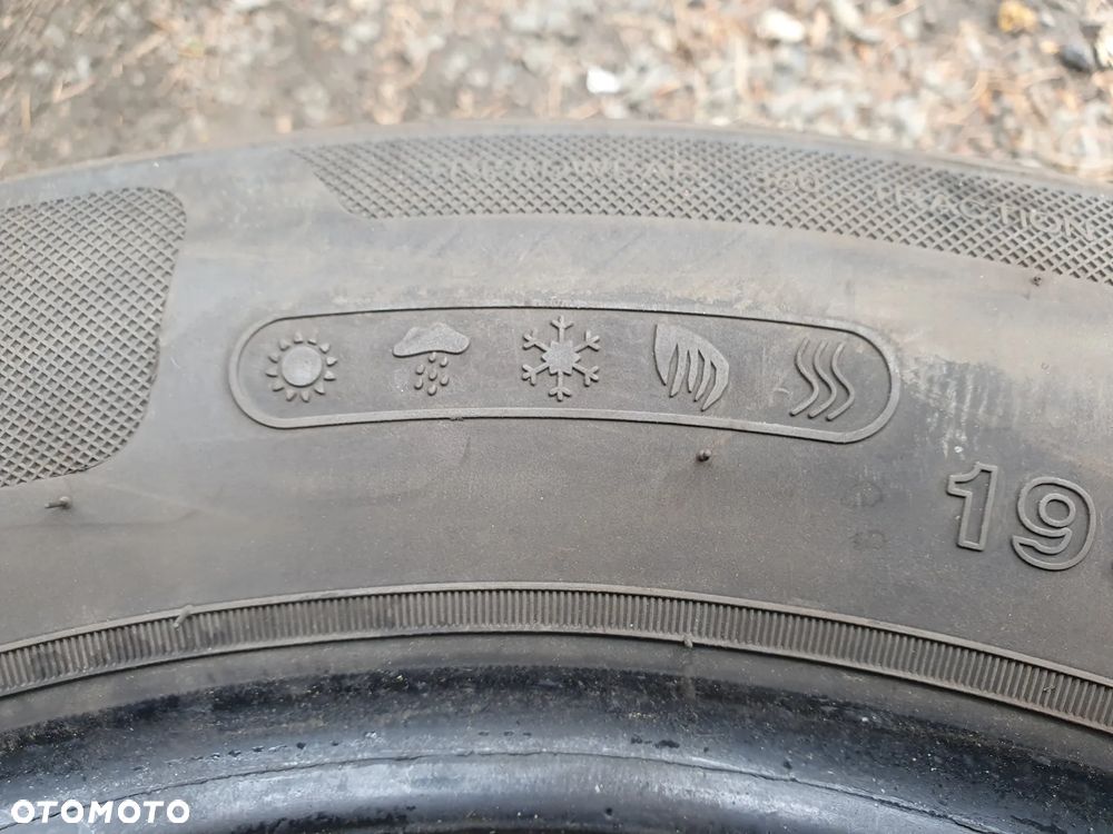 2X Zeetex ZT8000 4S 195/60R15 88 H 3PMSF opona całoroczna 2023R 6.2 MM - 6