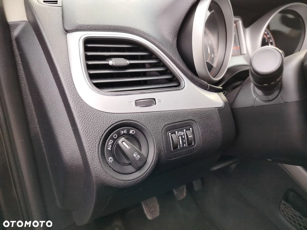 Fiat Freemont 2.0 Multijet 16V DPF Urban - 35