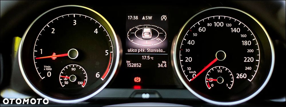 Volkswagen Golf - 22