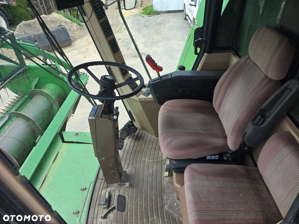 John Deere 2054 - 8