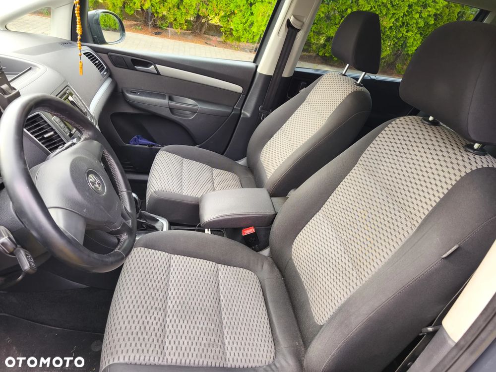 Volkswagen Sharan - 16