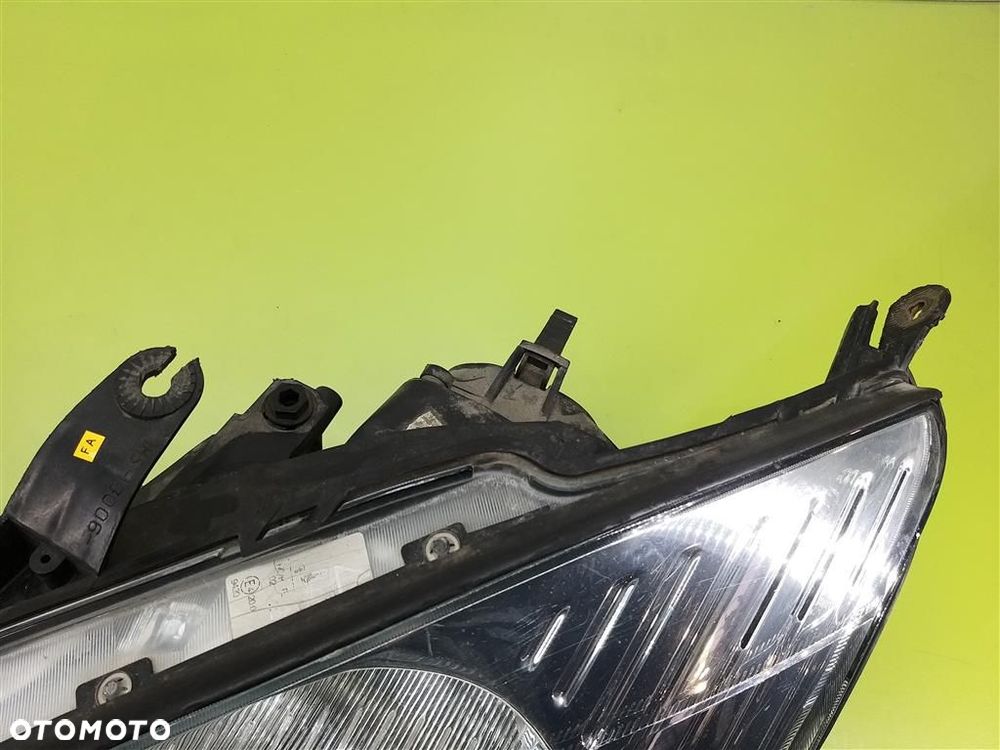 Reflektor lampa przód prawa Ford Focus Mk1 1998-2001 PRZED LIFT EUROPA - 3
