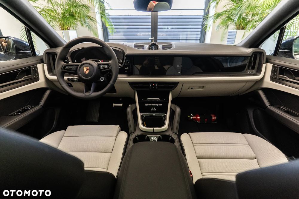 Porsche Cayenne S E-Hybrid PHEV - 11