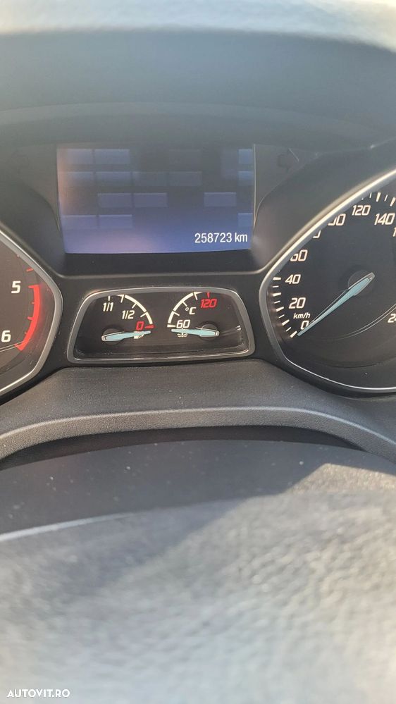 Ford Kuga 2.0 TDCi 4x4 Aut. Titanium - 15