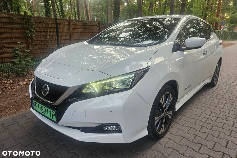 Nissan Leaf 40 kWh Tekna - 1