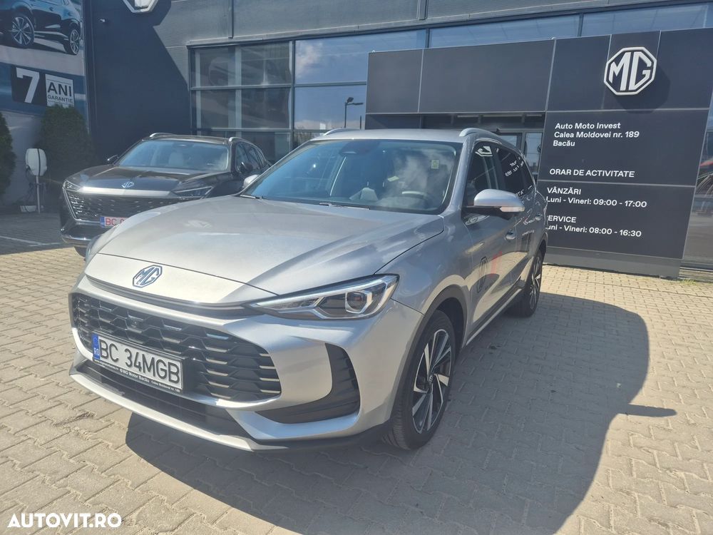 MG ZS HEV 1.5 GSI AT Exclusive - 3