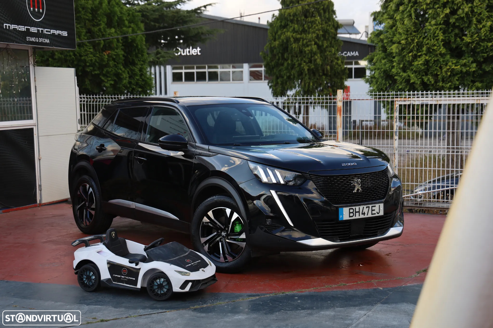 Peugeot e-2008 50 kWh GT - 6