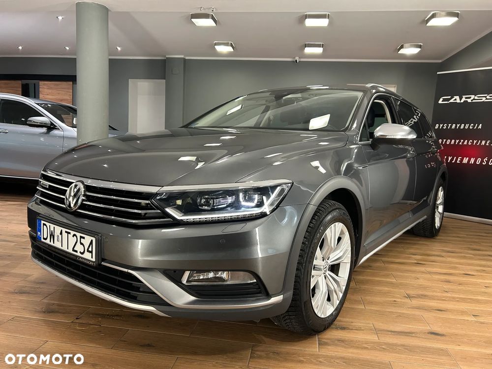 Volkswagen Passat - 11