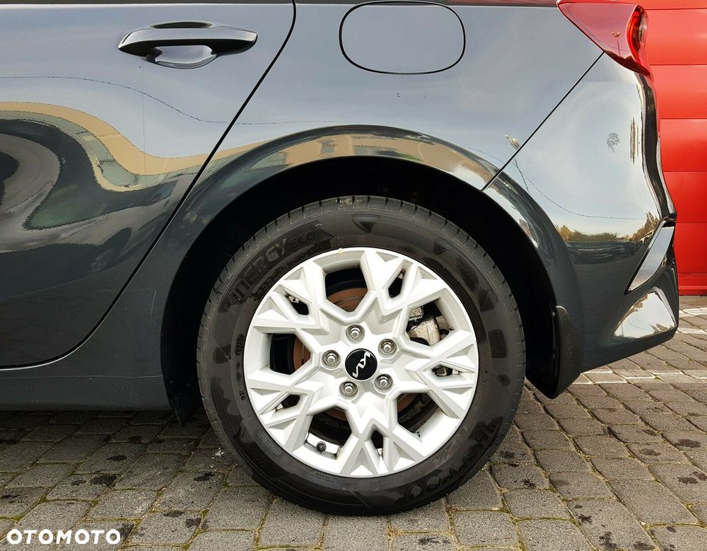 Kia Ceed 1.5 T-GDI M - 10