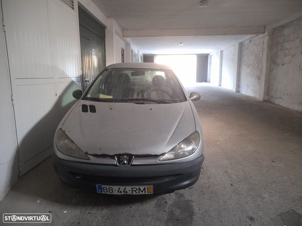 Peugeot 206