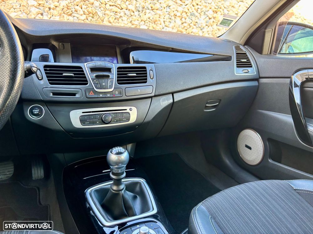 Renault Laguna Break 1.5 dCi SE Black Line 110g - 28