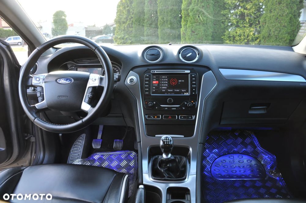 Ford Mondeo 2.0 TDCI Titanium - 25