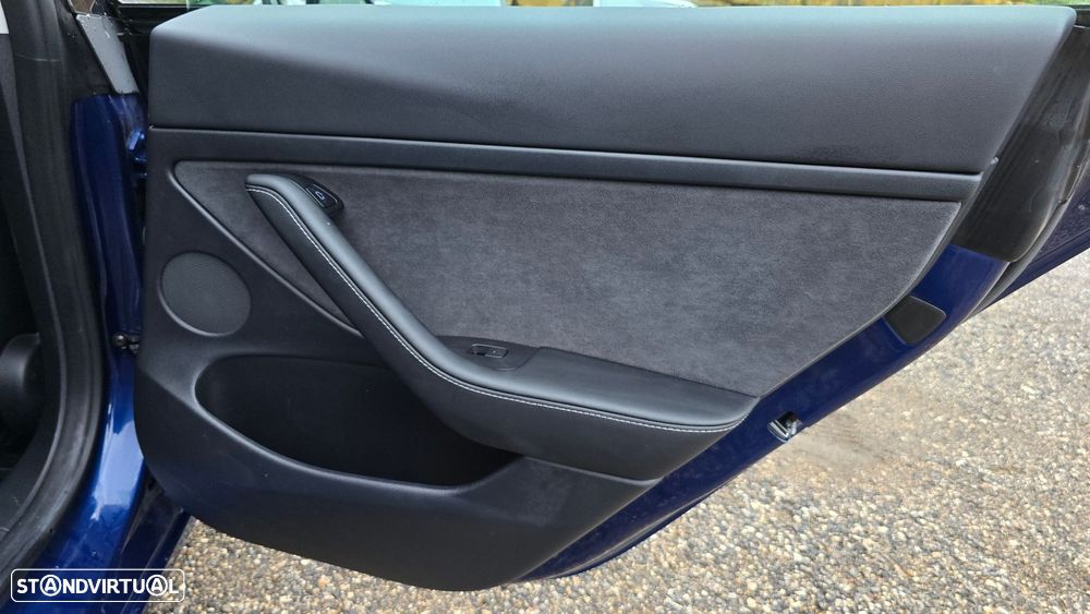 Tesla Model 3 Long Range AWD Dual Motor - 57