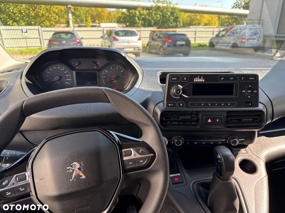 Peugeot Partner - 8