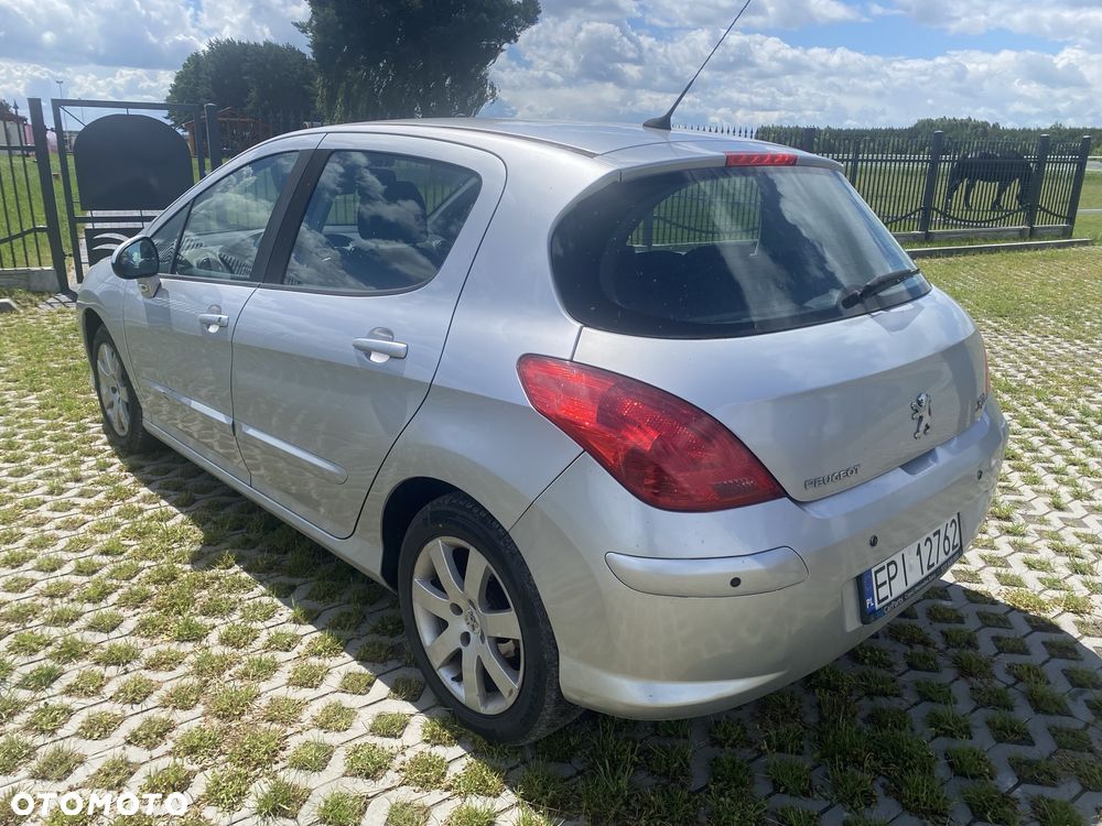 Peugeot 308 - 5