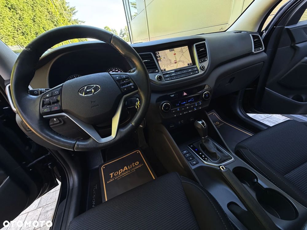 Hyundai Tucson blue 1.7 CRDi 2WD DCT Premium - 24