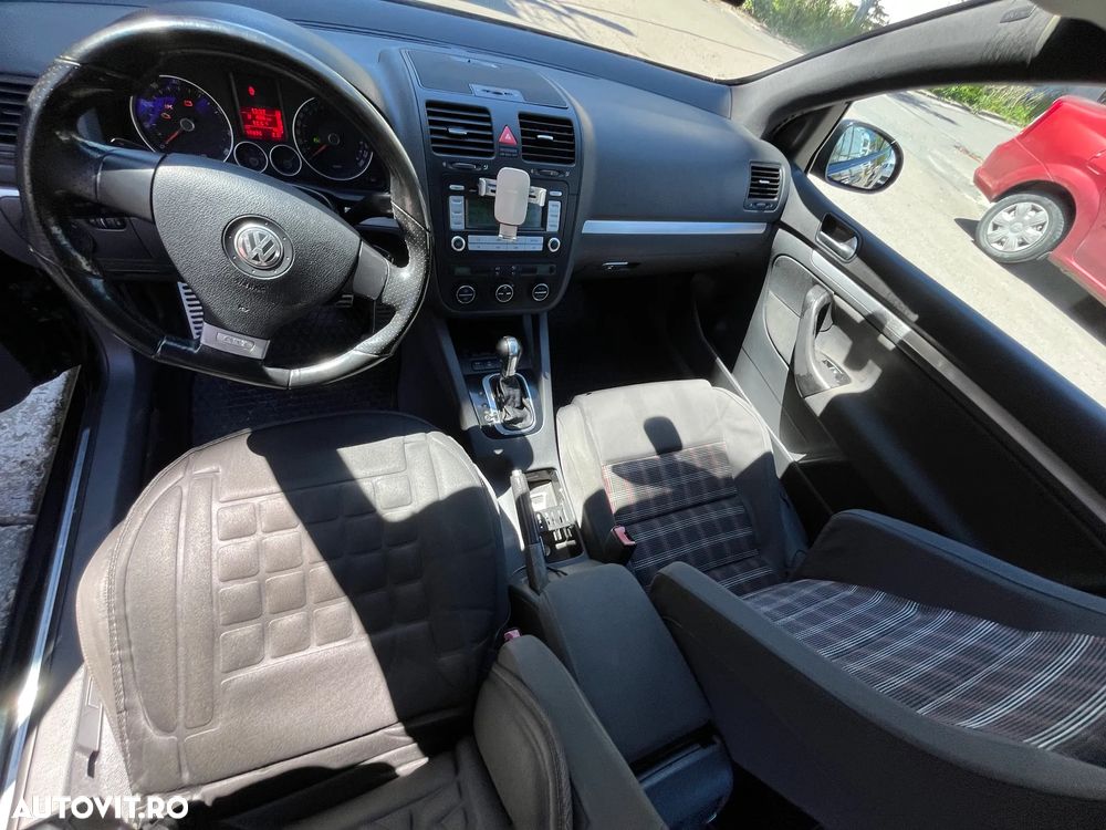 Volkswagen Golf 2.0FSI GTI DSG - 14