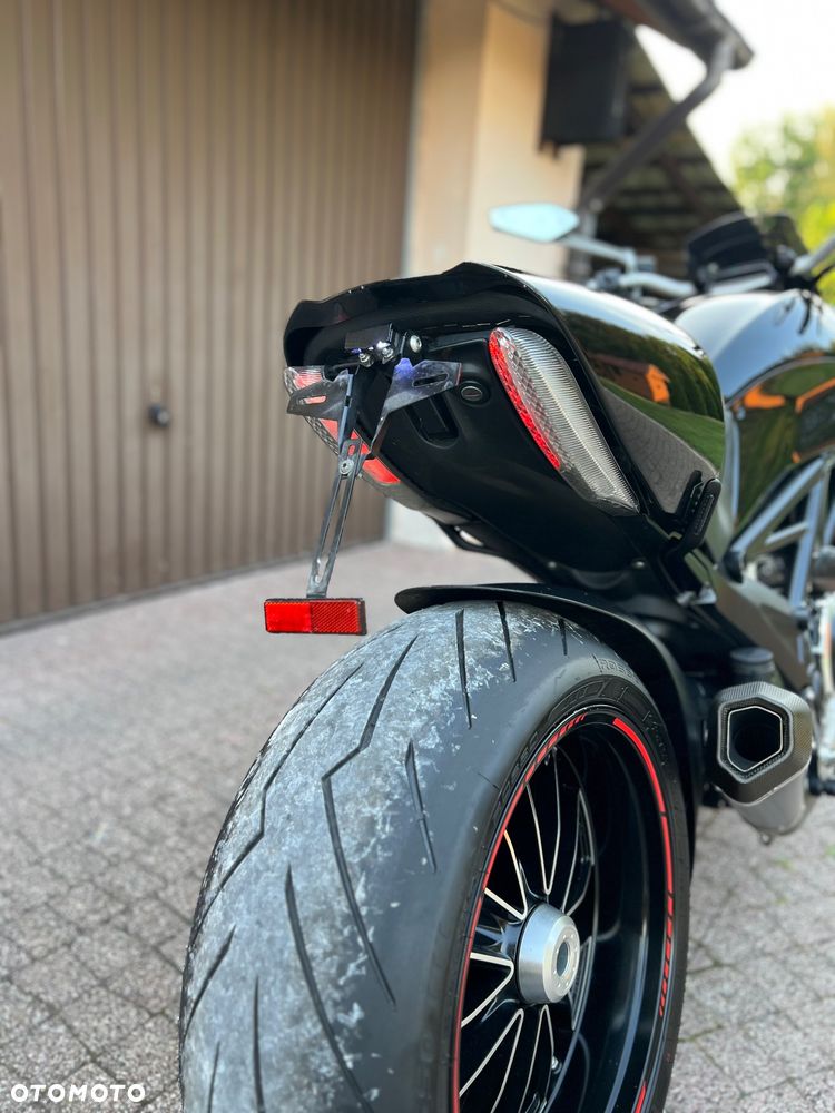 Ducati Diavel - 13