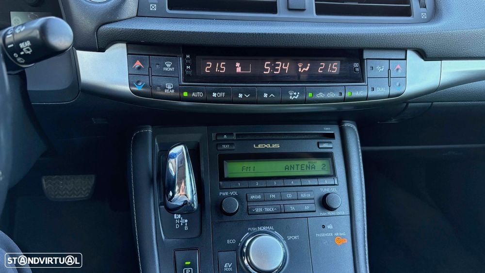 Lexus CT 200h 06 P.Convenience - 14