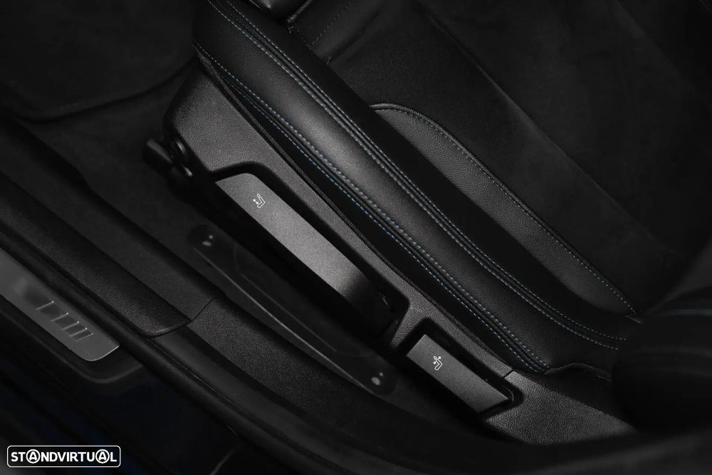 BMW 320 e Pack M Auto - 36