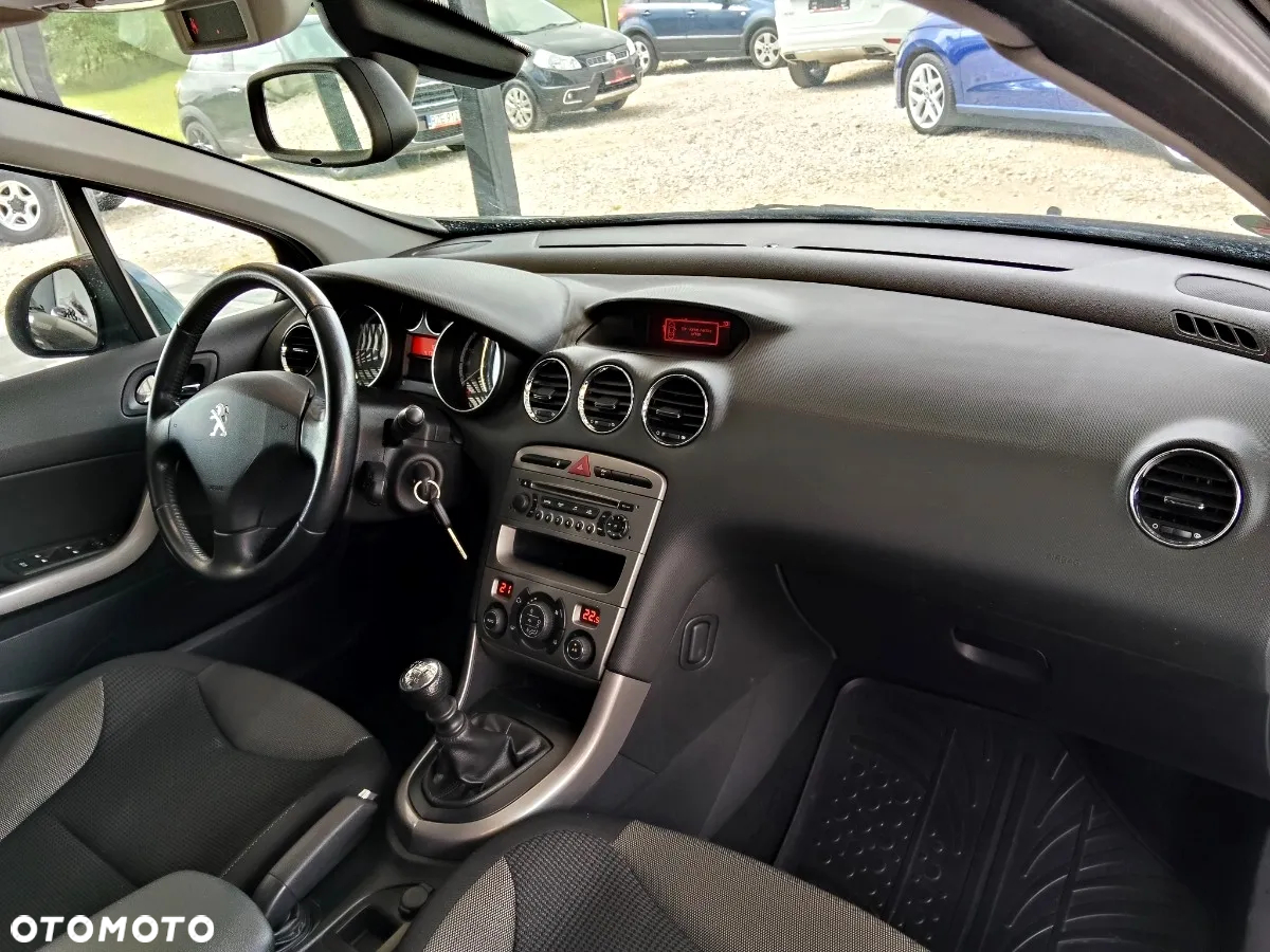 Peugeot 308 1.6 Premium - 8