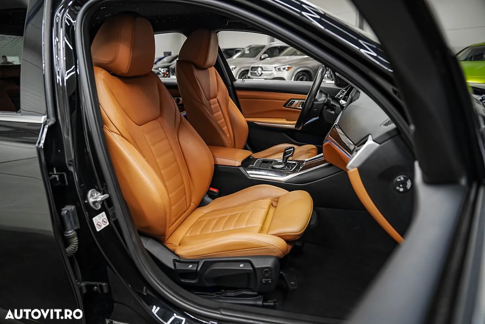 BMW Seria 3 330d Aut. Luxury Line - 7