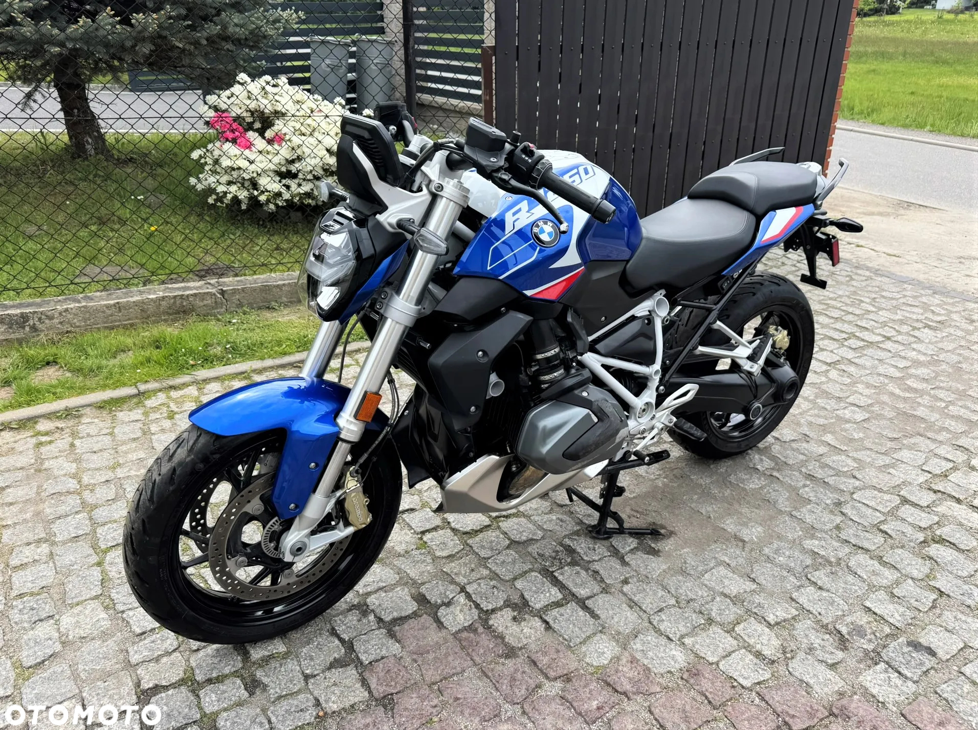 BMW R - 25