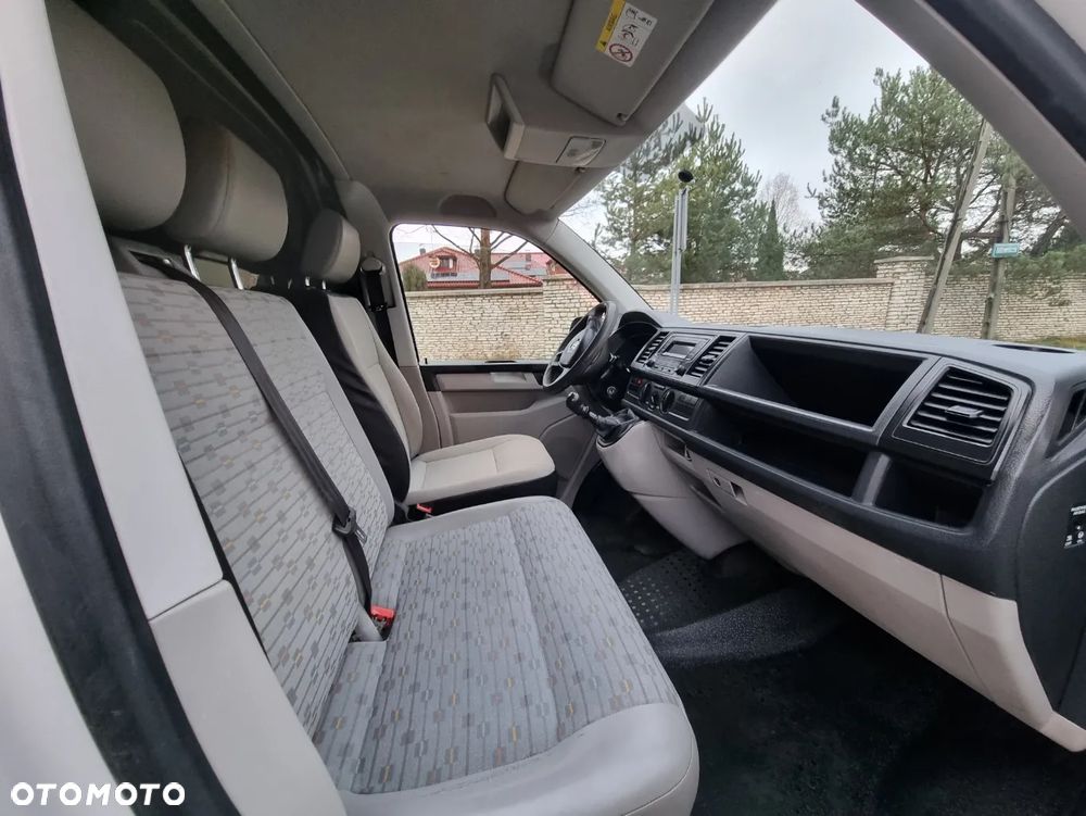 Volkswagen Transporter T6 - 6