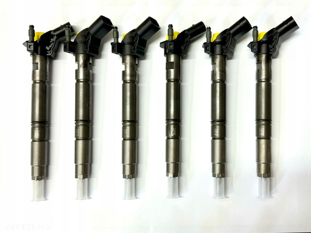 KOMPLET WTRYSKIWACZY 6SZT 0445117042 059130277CR Audi - 1