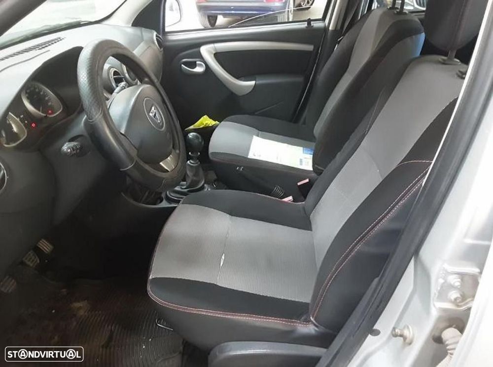 Dacia Duster - 4