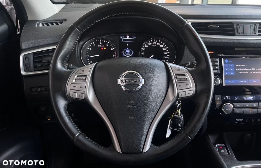 Nissan Qashqai 1.2 DIG-T N-Connecta EU6 - 12