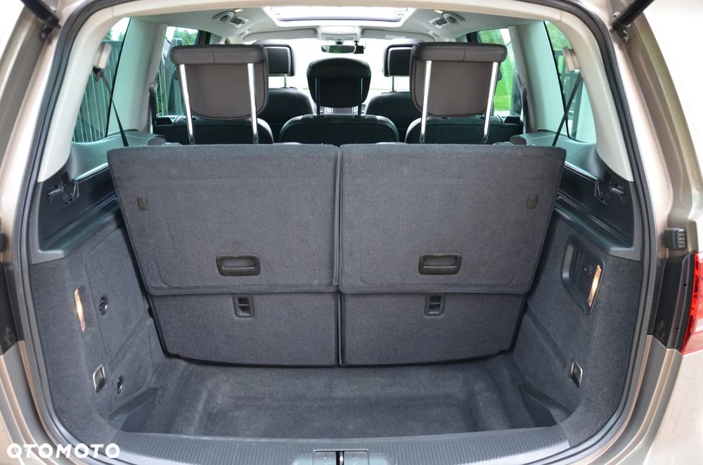 Volkswagen Sharan 2.0 TDI (BlueMotion Technology) Highline - 19