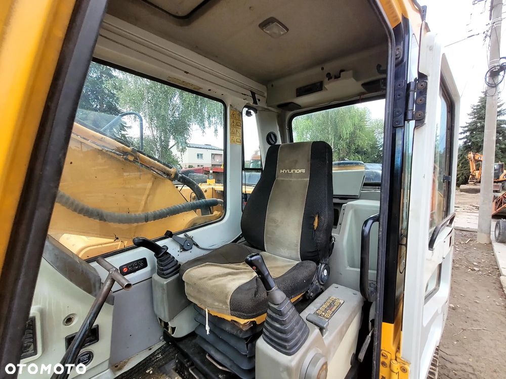 Hyundai 250LC-7 - 21