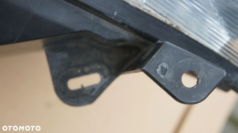 PRZEDNIA LEWA PRAWA LAMPA FORD B-MAX B MAX - 4