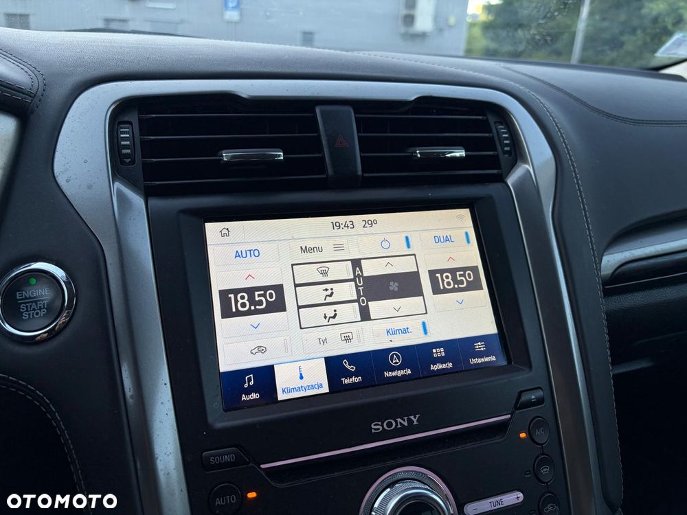 Ford Mondeo Vignale 2.0 Hybrid - 16