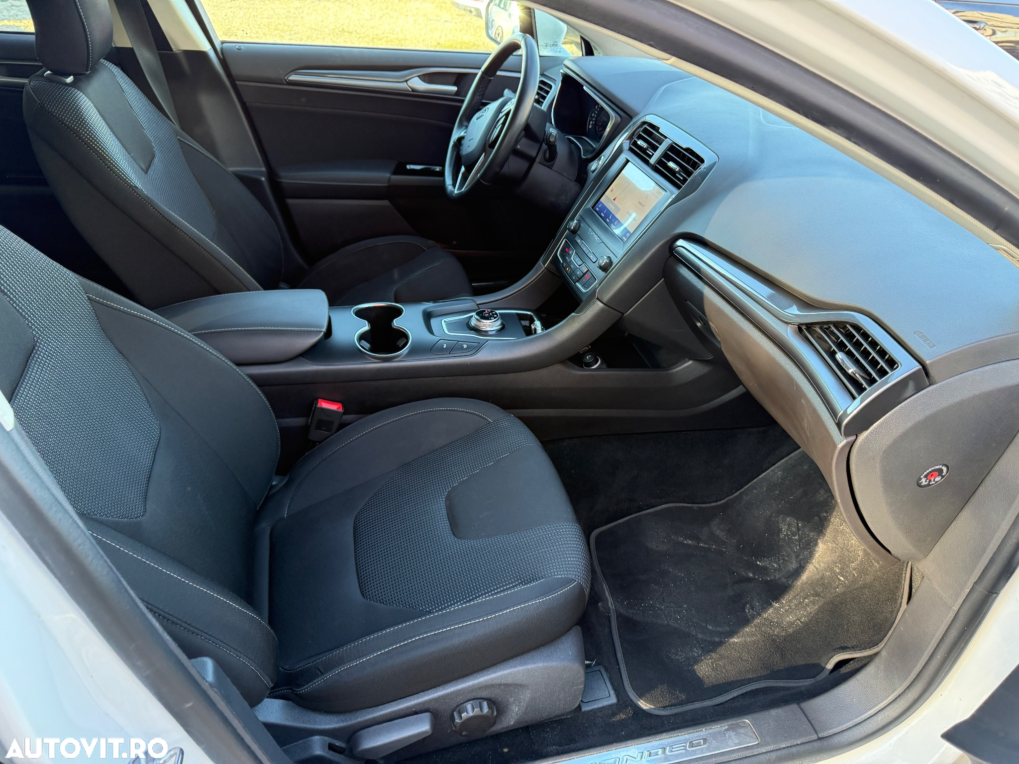 Ford Mondeo Turnier 2.0 TDCi Start-Stopp PowerShift-Aut Business Edition - 13