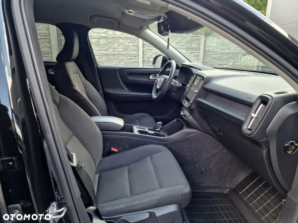 Volvo XC 40 D3 Momentum - 27