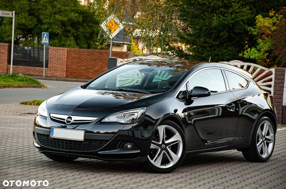 Opel Astra GTC 1.6 Turbo Innovation - 14